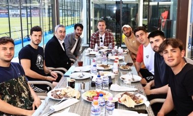 Beşiktaş'ta bayram buluşması: Samet Aybaba, futbolcularla bir araya geldi