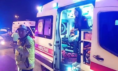 Yarışan otomobiller dehşet saçtı... Kartal'da zincirleme kaza: 5 yaralı