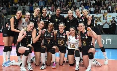 VakıfBank kazandı sezonu üçüncü tamamladı