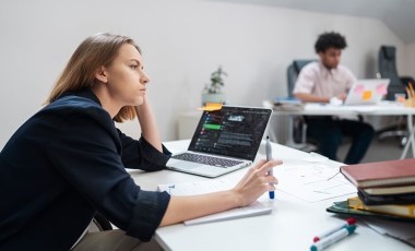 Dikkat eksikliği yetişkinler için de sorun: Tedavi yöntemleri nelerdir?