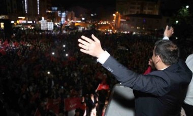 CHP’li yeni başkandan ‘saray medyası’na kötü haber: ‘Yeni Şafak, Türkiye ve Sabah abonelikleri iptal edilmiştir’