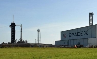 SpaceX, uzaya 23 Starlink uydusu fırlattı