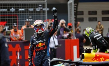 Çin GP'sindeki sprint yarışını Max Verstappen kazandı!