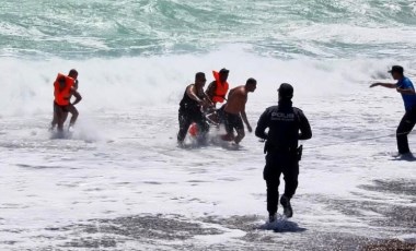 Antalya'da 'İnsansız cankurtaran robotu' hayat kurtardı