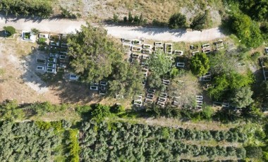 'Mezarlar piknik alanı değildir' diyen muhtar, mezarlıklarda pikniği yasakladı