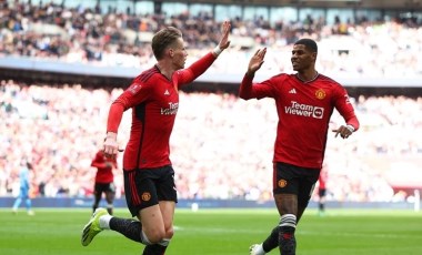 Manchester United kabustan uyandı, adını finale yazdırdı