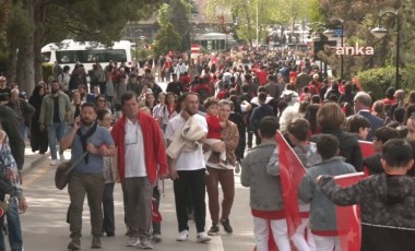 Anıtkabir'de 23 Nisan coşkusu... Binlerce çocuk Ata'sına koştu