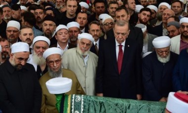 Bir cemaat iki 'şeyh': İsmailağa'nın yeni liderini Erdoğan'ın önünde ilan ettiler