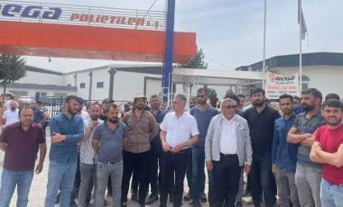 Hakkını arayan işçilerin çadırı yakıldı: 'Polis sadece seyretti'