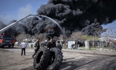 Ankara İvedik OSB'de yangın: Hurdalık alandaki lastikler tutuştu