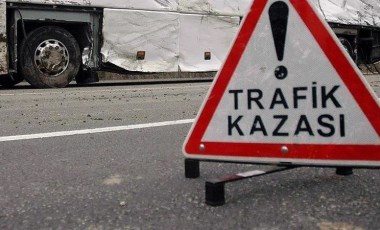 Ankara’da motosiklet yayaya çarptı: 2 yaralı