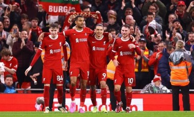 Liverpool, Sheffield United engelini 3 golle geçti