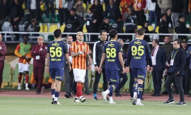 Galatasaraylı futbolculardan flaş tepki!