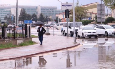 Meteoroloji saat verdi... İki il için kuvvetli sağanak uyarısı!