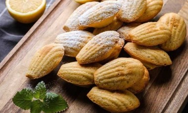 Fransız esintileri mutfağınıza geliyor: Madlen kek (Madeleines) tarifi...