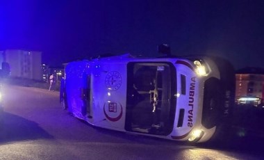 Hasta almaya giden ambulans kaza yaptı: Çok sayıda yaralı var!