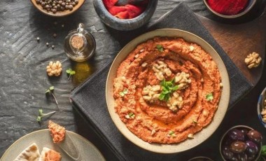 Pazar kahvaltılarınızın vazgeçilmezi olacak: Muhammara tarifi...