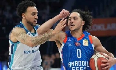 Anadolu Efes rahat kazandı seride öne geçti