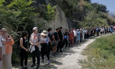 Doğaseverler Halfeti’nin endemik bitkisini aradı