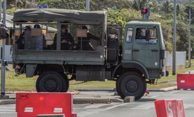 Yeni Kaledonya'da gerginlik tırmanıyor: Havalimanı önüne ordu konuşlandı