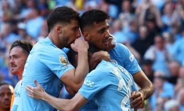 Üst üste 4. kez: Premier Lig'de şampiyon Manchester City