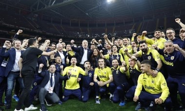 Dursun Özbek'in konuştuğu sırada Fenerbahçe'den paylaşım