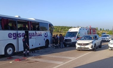 Feci kaza... Yolcu otobüsü ile kamyonet çarpıştı: Çok sayıda yaralı var!