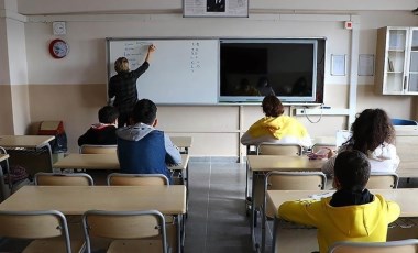 Talim ve Terbiye Kurulu’ndan yeni müfredata onay geldi, eğitimciler tepki gösterdi: ‘Meşruiyeti yoktur’