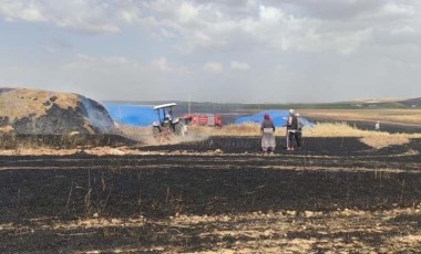 Hasat yaparken yangın çıktı: 200 dönüm arsa kül oldu