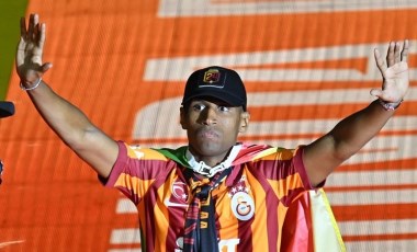 Tete'den Fenerbahçe'ye gönderme: '11 yıldır bekledikleri...'