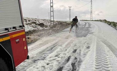 Iğdır'ı dolu ve sel vurdu: 10 bin dekar tarım arazisi zarar gördü