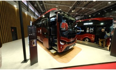 Anadolu Isuzu, yenilikçi ve çevreci araçlarıyla Busworld Türkiye Fuarı'ndaydı