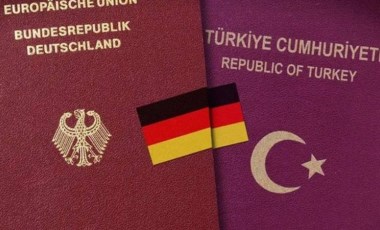 Türk vatandaşlarını da ilgilendiriyor... Dışişleri Bakanlığı yeni gelişmeyi duyurdu: Almanya'daki çifte vatandaşlık yasası değişiyor