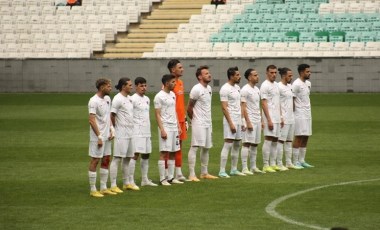 'Maça çıkmayız' açıklaması yapılmıştı: Vanspor, Bursaspor maçında sahadan çekildi!