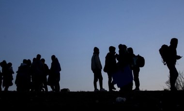 Aydın’da 15 düzensiz göçmen kurtarıldı