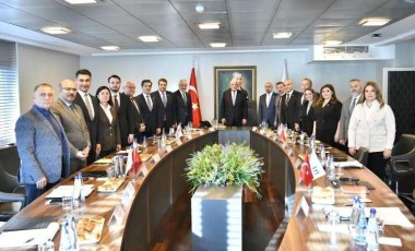 İYİ Parti Lideri Dervişoğlu, Başkanlık Divanı Üyeleri ile görüştü