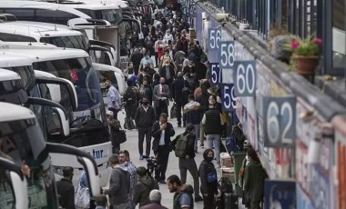 Tavan yapan otobüs fiyatları isyan ettirdi: '8 aydır gidemiyorum'