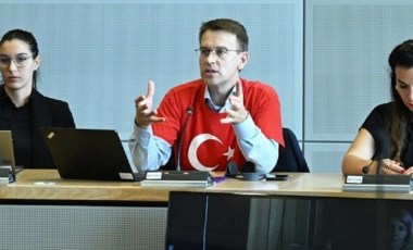 AB Komisyonu’ndan vize açıklaması: 'Türk gazetecilerle bir araya geldi...'