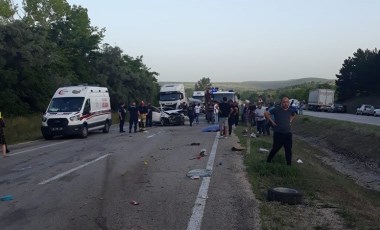 Kızılcahamam'da otomobil takla attı: Anne- kız öldü, 2 yaralı