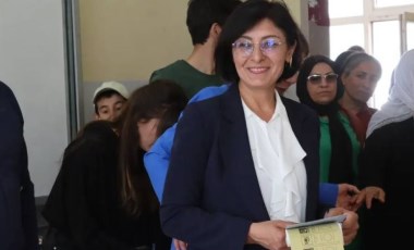 DEM Partili Kayapınar Belediye Başkanı'nın pasaportuna İstanbul Havalimanı'nda el konuldu