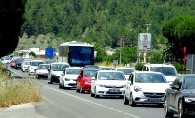 Muğla’ya 3 günde 140 bin araç giriş yaptı