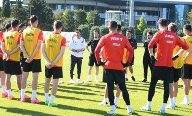 Vincenzo Montella'dan Ümit Milli Futbol Takımı'na ziyaret!