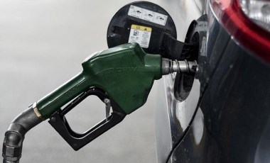 Ertelenen akaryakıt zamlarının tarihi belli oldu! İşte 23 Haziran 2024 güncel benzin motorin ve LPG fiyatları...