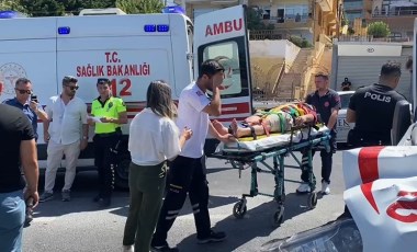 Büyükçekmece'de ambulans otomobile çarptı: 4 yaralı