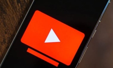 YouTube'un mobil uygulamasına 'uyku zamanlayıcısı' geliyor