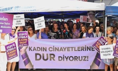 İzmir'de kadın cinayetleri protesto edildi