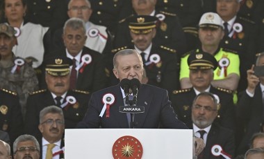 Erdoğan: Hukukun dışına çıkılarak devlete hizmet edilmez