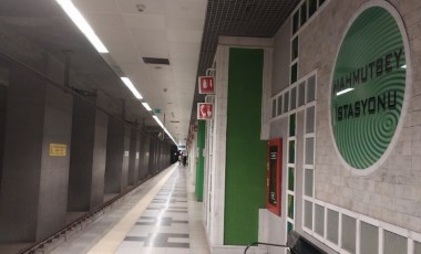 Yıldız-Mahmutbey metro hattında teknik arıza nedeniyle seferler aksadı