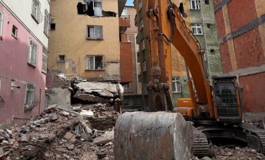 Bahçelievler'de çöken bina ile ilgili yeni ayrıntılar: Deniz kumuyla yapıldığı ortaya çıktı!