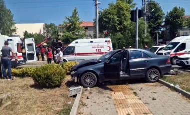 Sakarya’da duble yolda zincirleme kaza: 4 yaralı